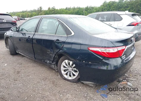 2017 Toyota Camry Le z USA, uszkodzony, nr VIN 4T1BD1FK9HU211662
